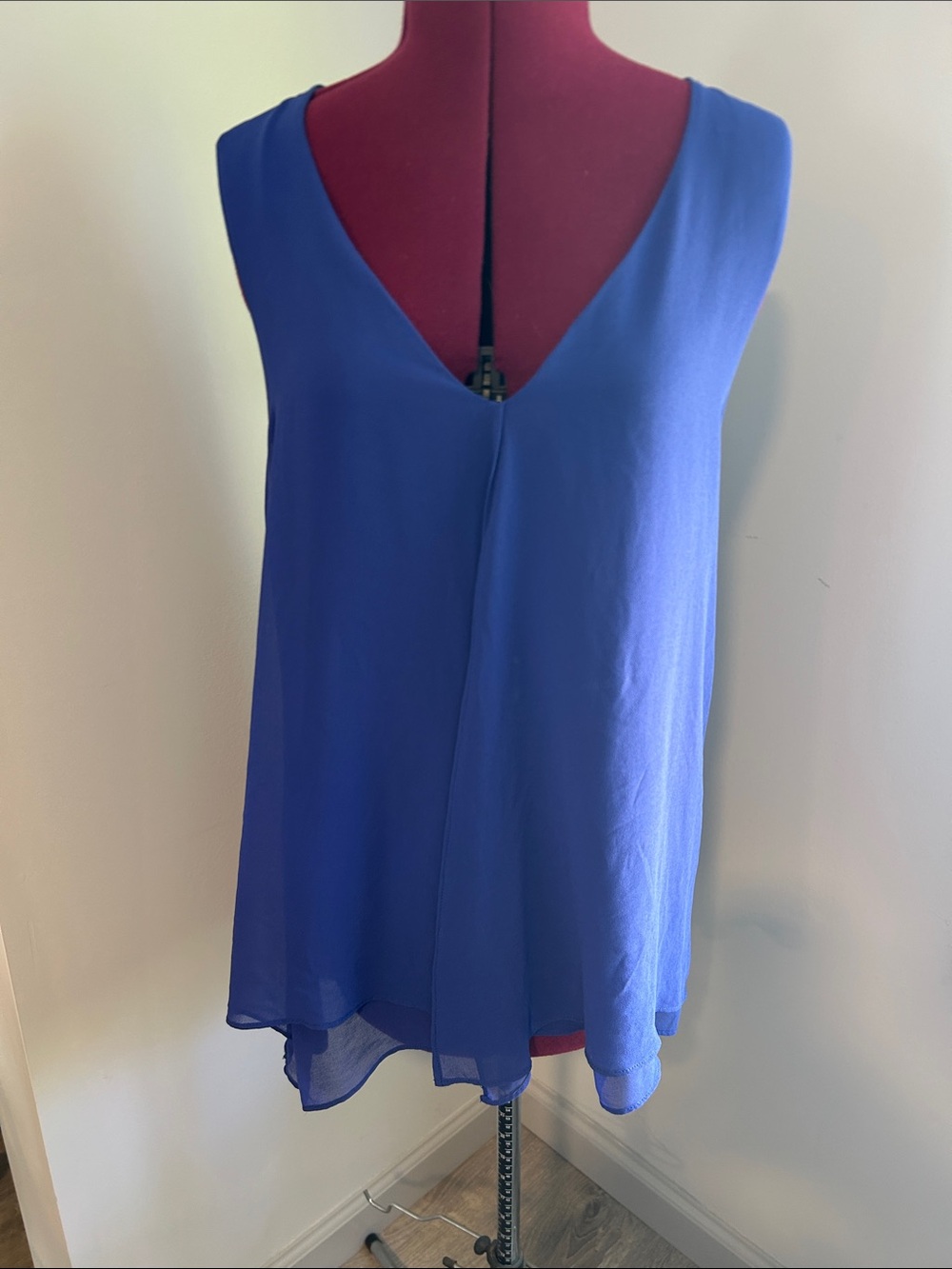 bobeau Royal Blue V-Neck Layered Sleeveless Camisole